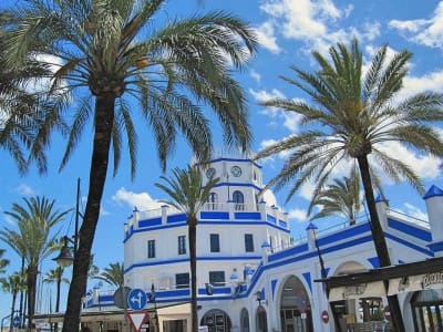 2 bedroom Apartment for rent in Marbella with pool - € 1,900 (Ref: 9937902)