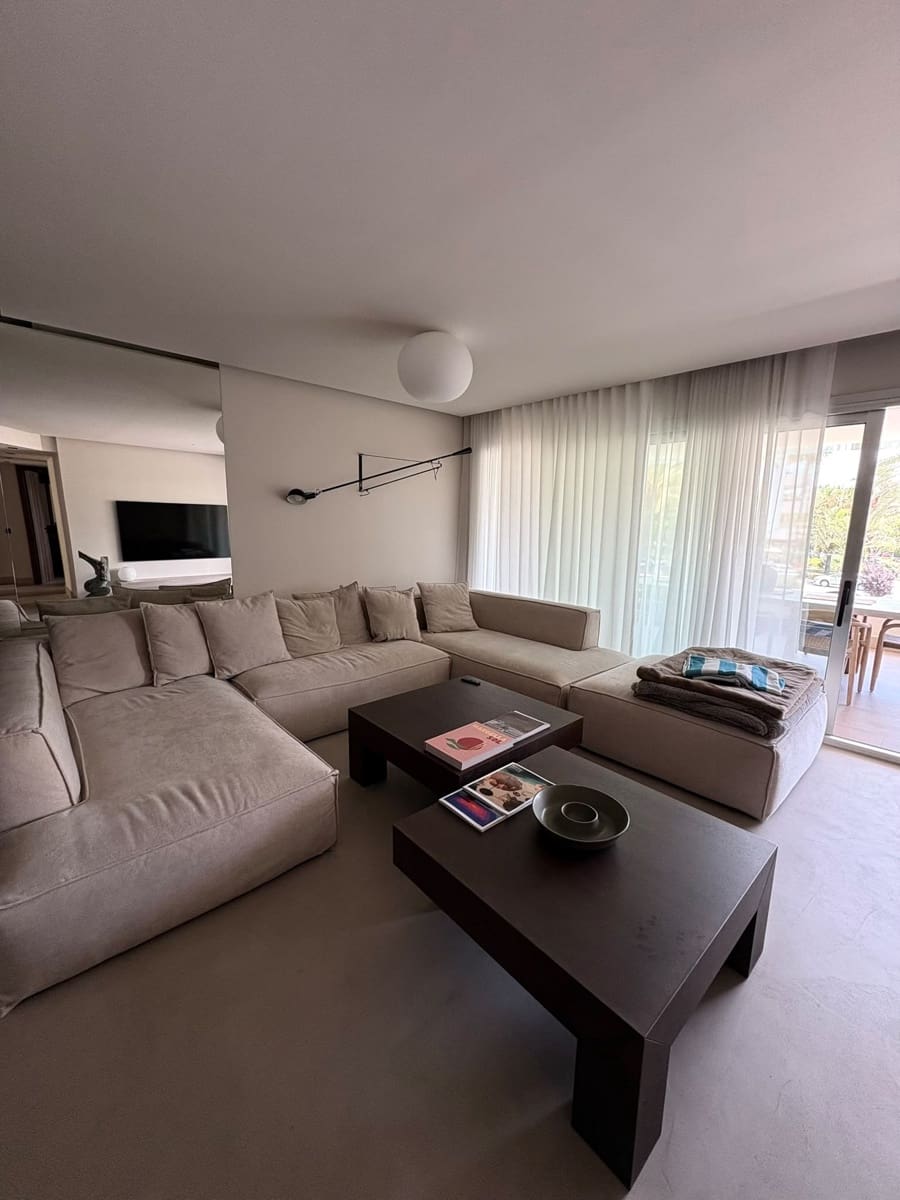3 makuuhuone Huoneisto vuokrattavana paikassa San Pedro de Alcantara mukana uima-altaan 
autotalli - 5 500 € (Ref: 9949506)