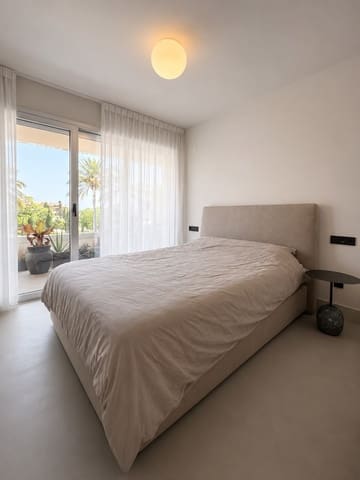 3 makuuhuone Huoneisto vuokrattavana paikassa San Pedro de Alcantara, Marbella mukana uima-altaan 
autotalli - 5 500 € (Ref: 9949506)