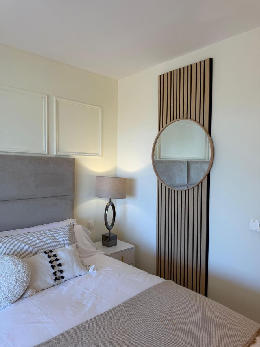 2 quarto Apartamento para arrendar em Benahavis - 2 750 € (Ref: 9975063)