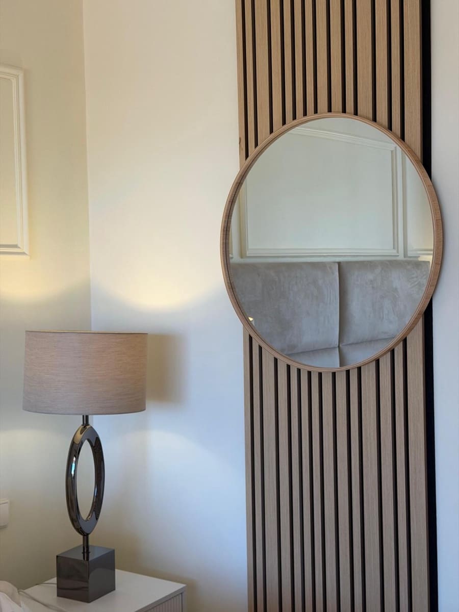 2 quarto Apartamento para arrendar em Benahavis - 2 750 € (Ref: 9975063)