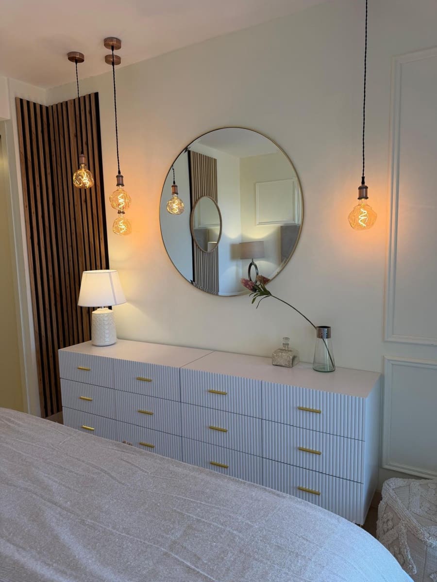2 quarto Apartamento para arrendar em Benahavis - 2 750 € (Ref: 9975063)