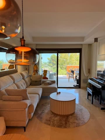 2 soverom Leilighet til leie i Benahavís - € 2 750 (Ref: 9975063)