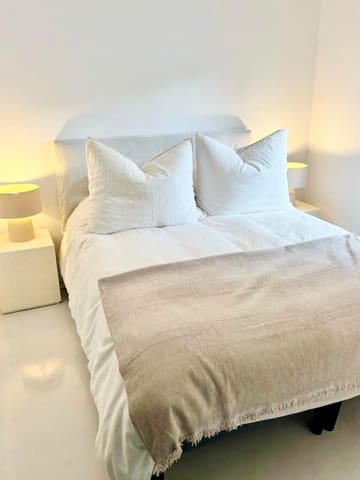 3 slaapkamer Villa te huur in Marbella met zwembad - € 10.000 (Ref: 9975064)
