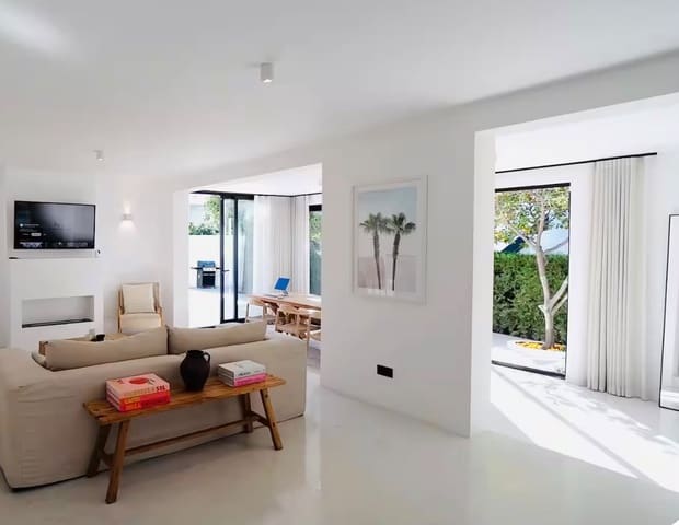 3 slaapkamer Villa te huur in Marbella met zwembad - € 10.000 (Ref: 9975064)