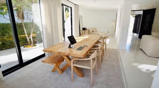 3 slaapkamer Villa te huur in Marbella met zwembad - € 10.000 (Ref: 9975064)