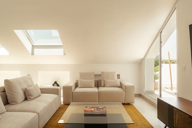 3 soverom Penthouse til salgs i Nueva Andalucia, Marbella med svømmebasseng - € 1 375 000 (Ref: 9984646)
