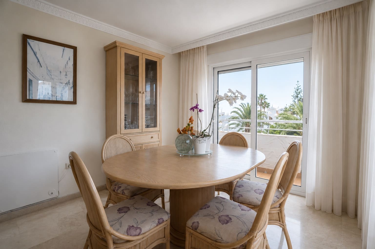 3 bedroom Apartment for sale in Marbella with pool garage - € 775,000 (Ref: 9998559)