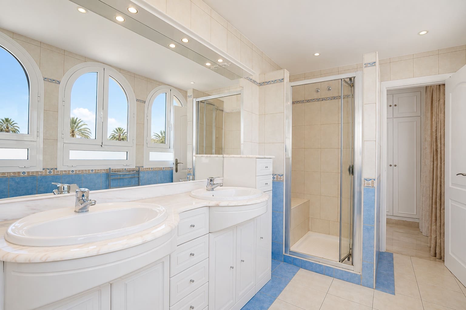 3 bedroom Apartment for sale in Marbella with pool garage - € 775,000 (Ref: 9998559)