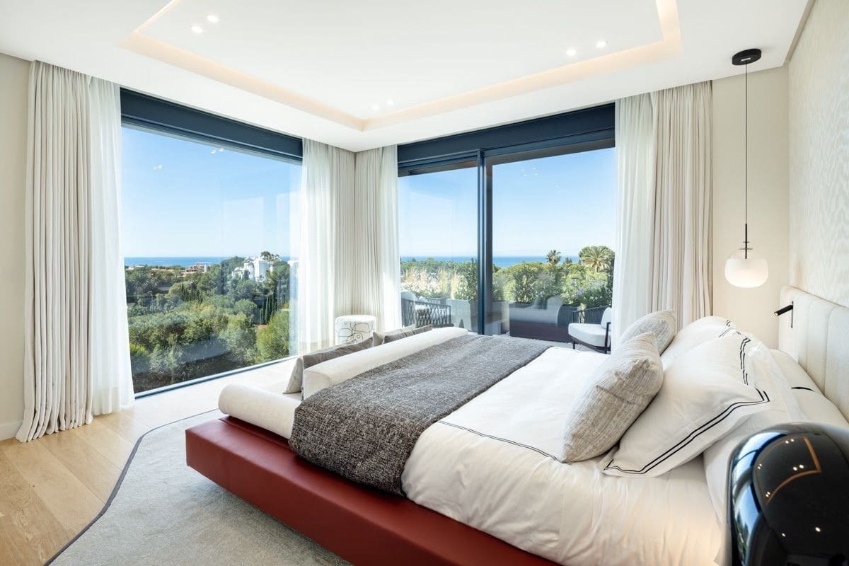 6 sypialnia Willa na sprzedaż w Marbella z garażem - 4 950 000 € (Ref: 9998561)