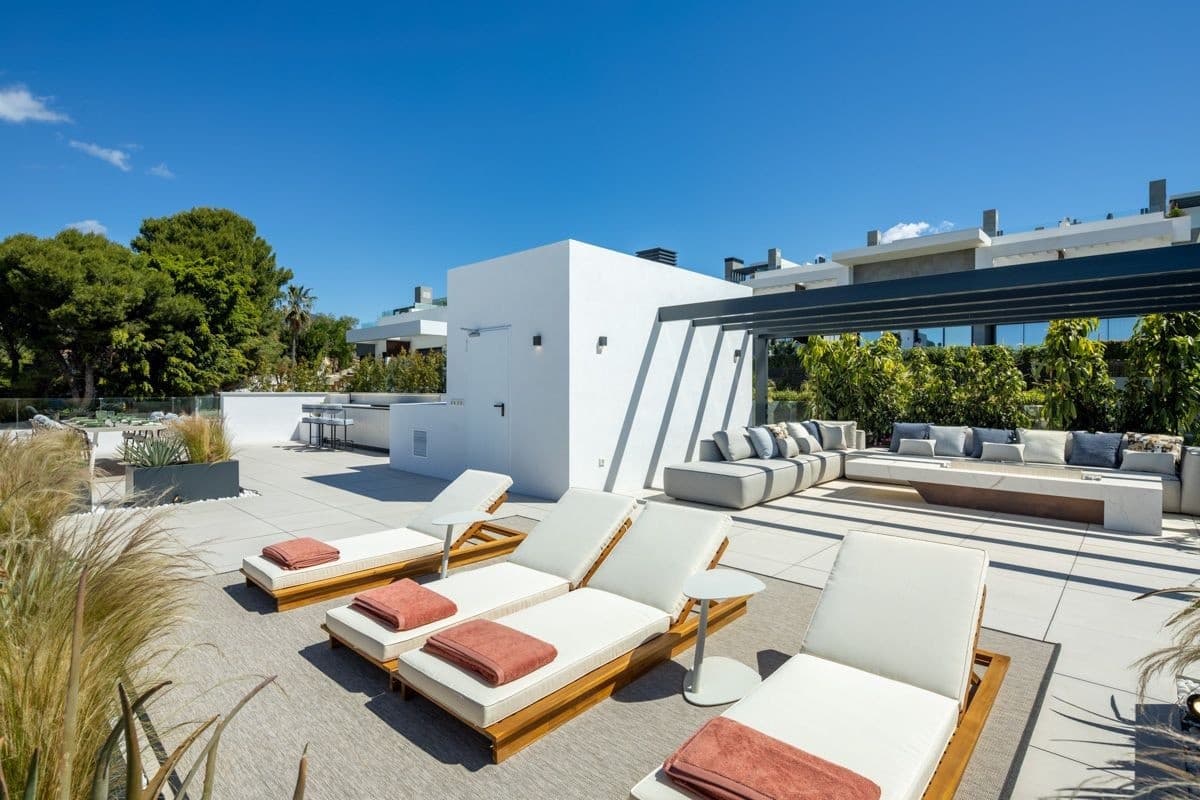 6 sypialnia Willa na sprzedaż w Marbella z garażem - 4 950 000 € (Ref: 9998561)