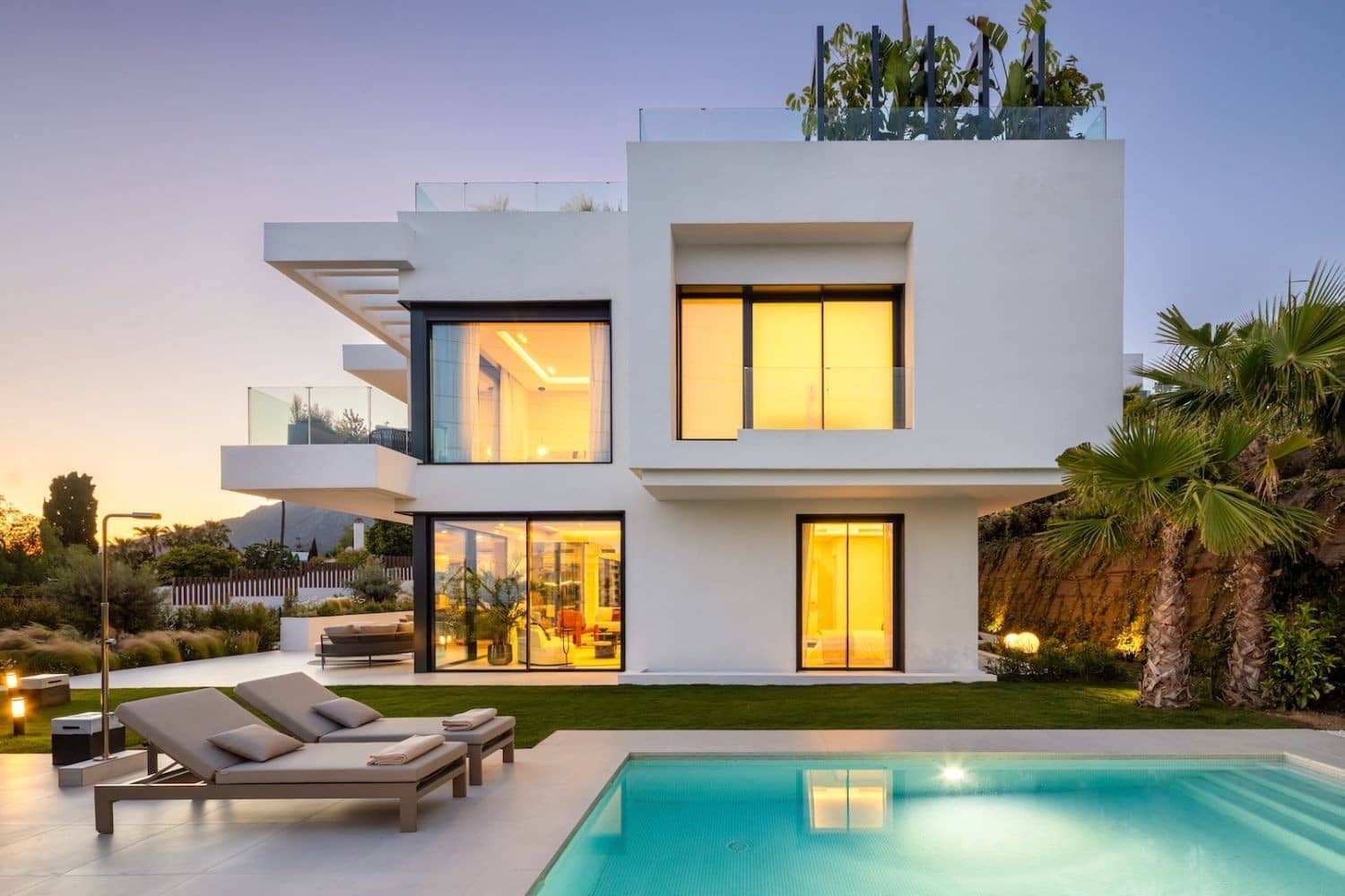 6 sypialnia Willa na sprzedaż w Marbella z garażem - 4 950 000 € (Ref: 9998561)