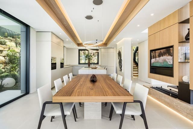 6 sypialnia Willa na sprzedaż w Marbella z garażem - 4 950 000 € (Ref: 9998561)