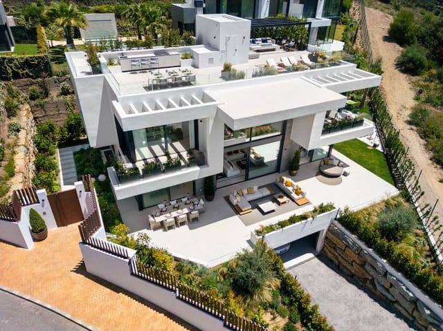 6 sypialnia Willa na sprzedaż w Marbella z garażem - 4 950 000 € (Ref: 9998561)