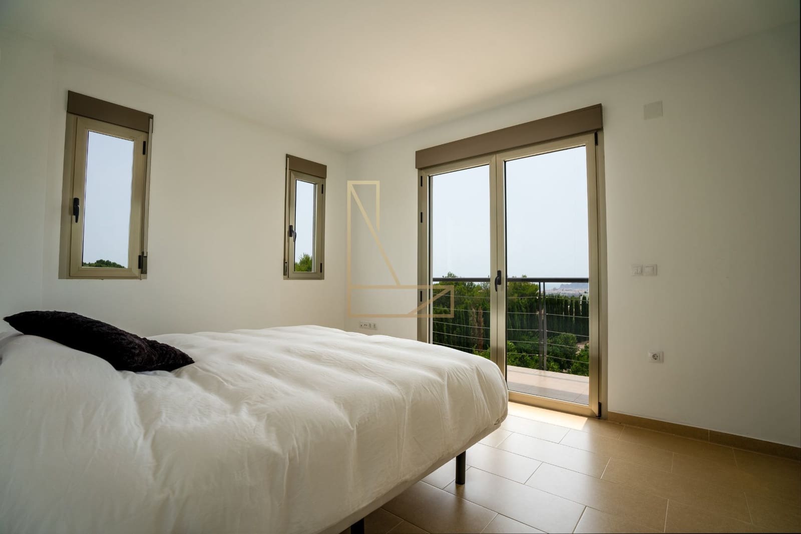 5 bedroom Villa for sale in Altea with pool garage - € 1,100,000 (Ref: 7670623)