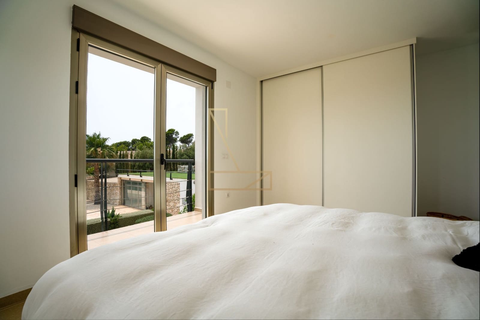 5 bedroom Villa for sale in Altea with pool garage - € 1,100,000 (Ref: 7670623)