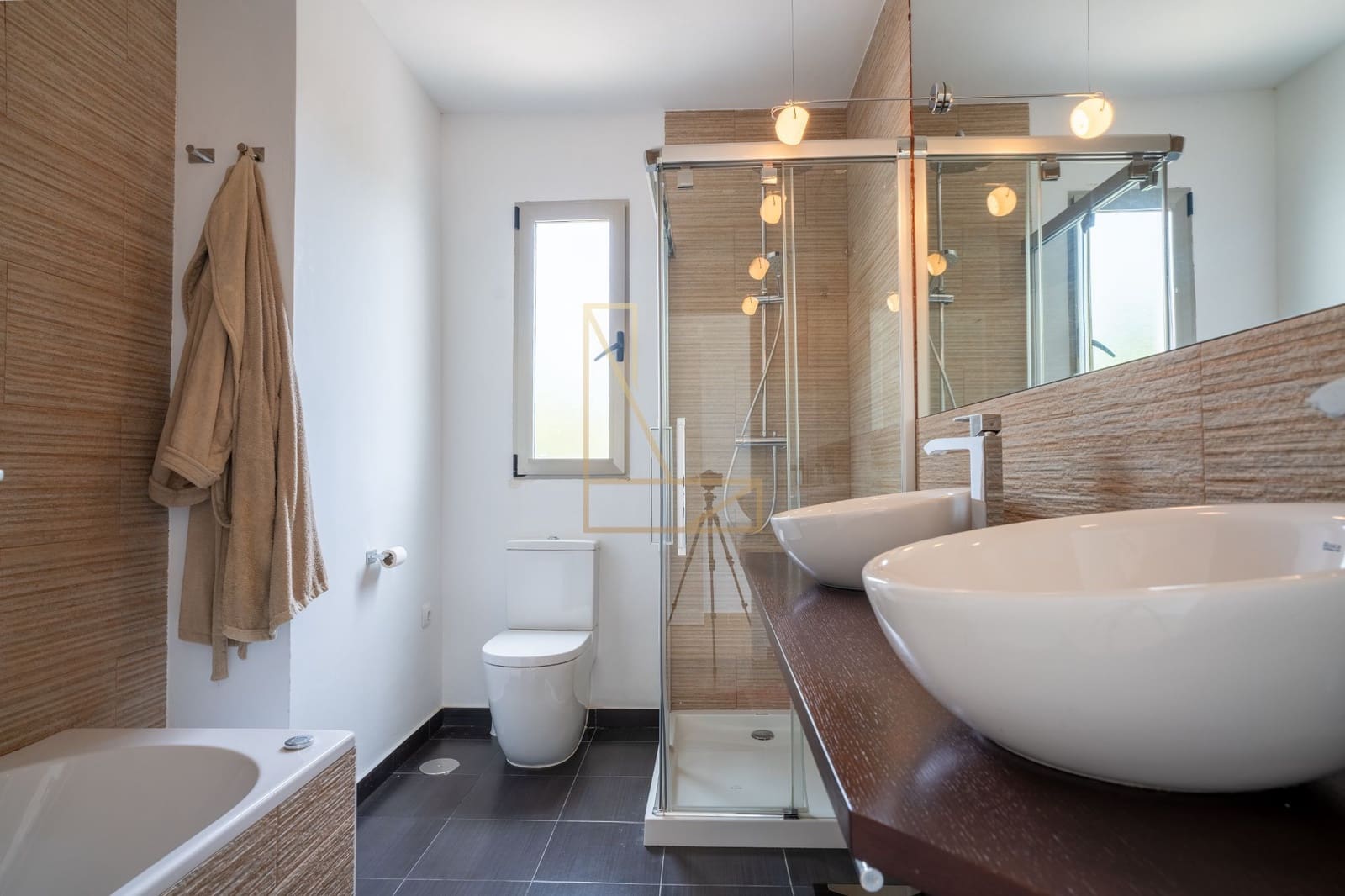 5 bedroom Villa for sale in Altea with pool garage - € 1,100,000 (Ref: 7670623)