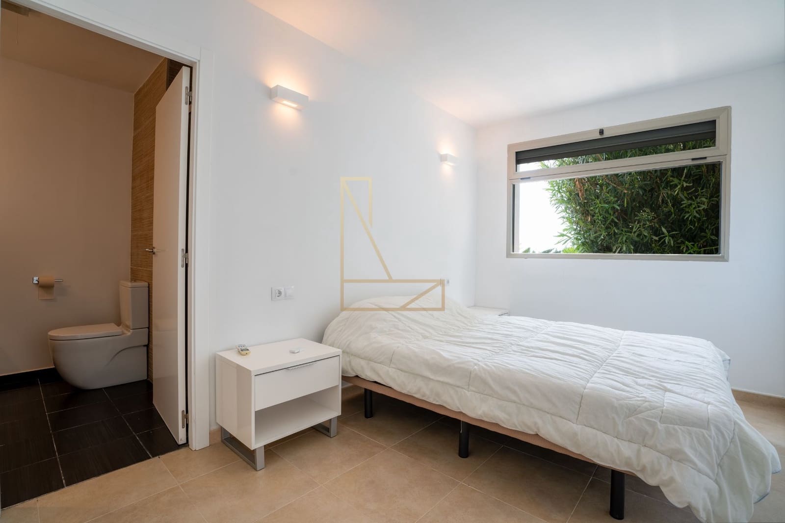 5 bedroom Villa for sale in Altea with pool garage - € 1,100,000 (Ref: 7670623)