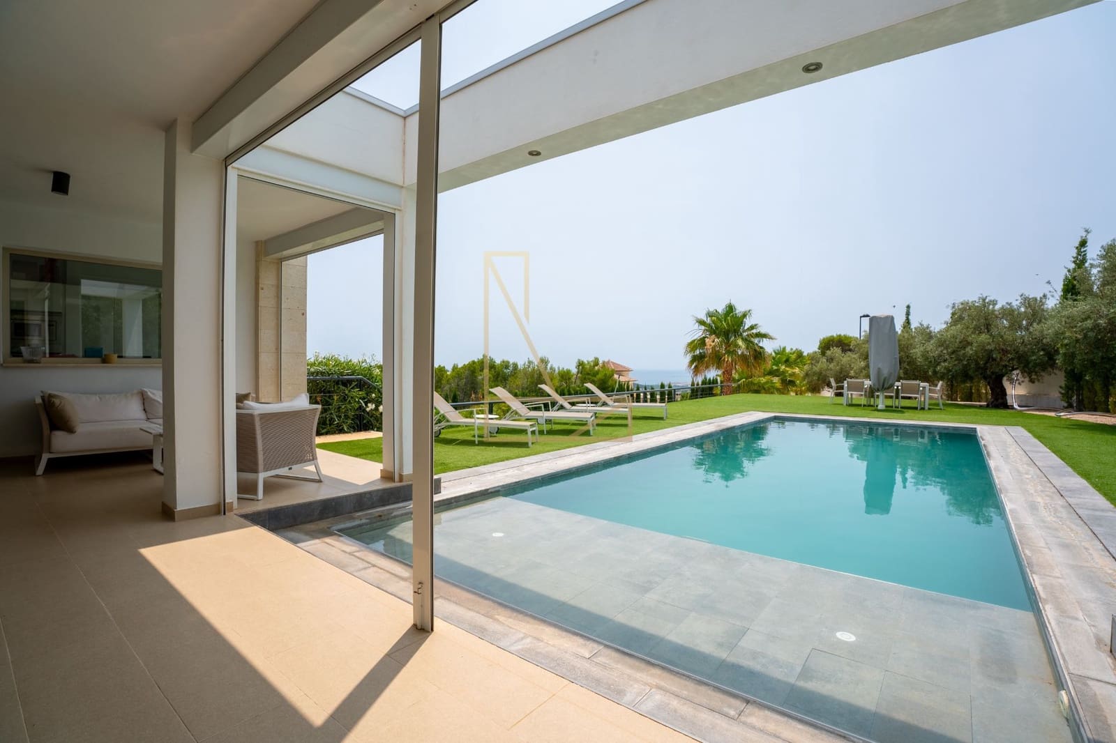 5 bedroom Villa for sale in Altea with pool garage - € 1,100,000 (Ref: 7670623)