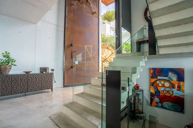 4 soverom Villa til salgs i Benidorm med svømmebasseng garasje - € 4 500 000 (Ref: 7670628)