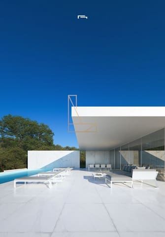 4 soverom Villa til salgs i Moraira, Teulada-Moraira med svømmebasseng garasje - € 3 300 000 (Ref: 7670634)