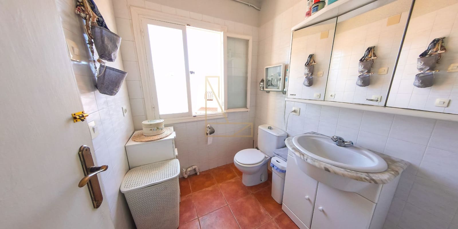 Chalet de 4 habitaciones en La Nucia en venta con garaje - 395.000 € (Ref: 7731829)