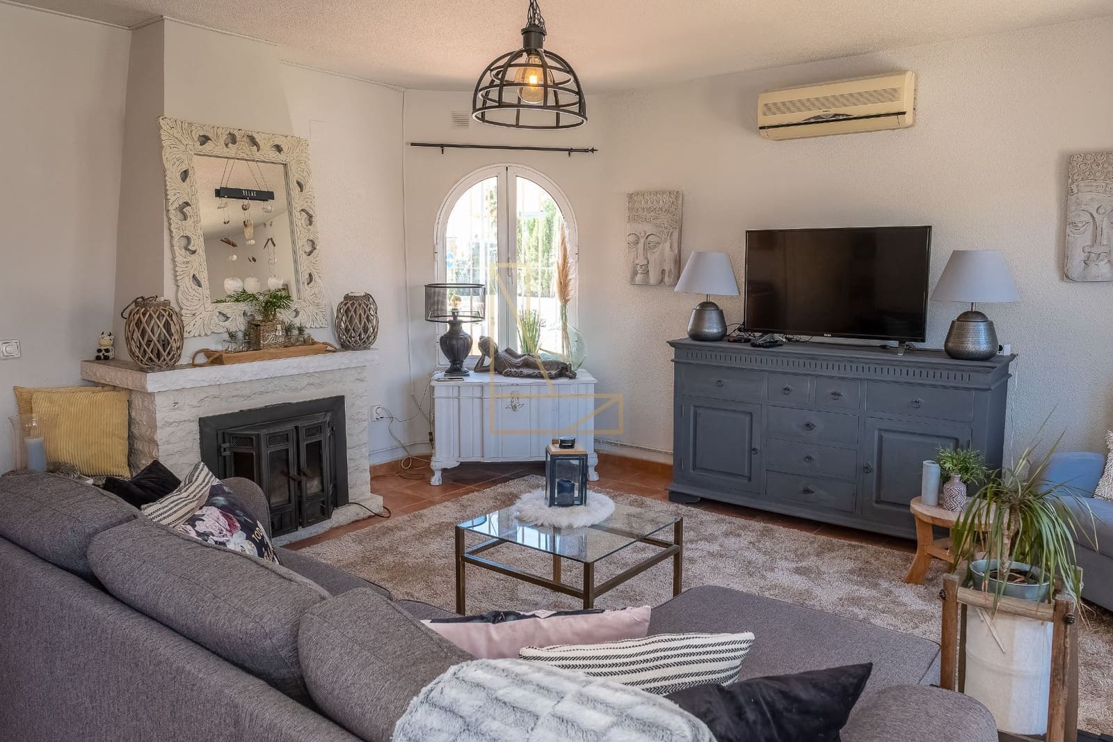 Chalet de 4 habitaciones en La Nucia en venta con garaje - 395.000 € (Ref: 7731829)