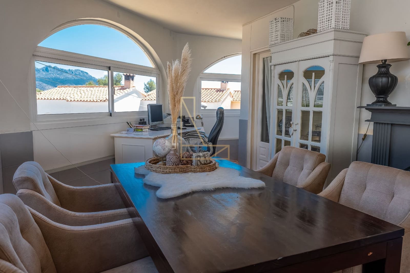 Chalet de 4 habitaciones en La Nucia en venta con garaje - 395.000 € (Ref: 7731829)