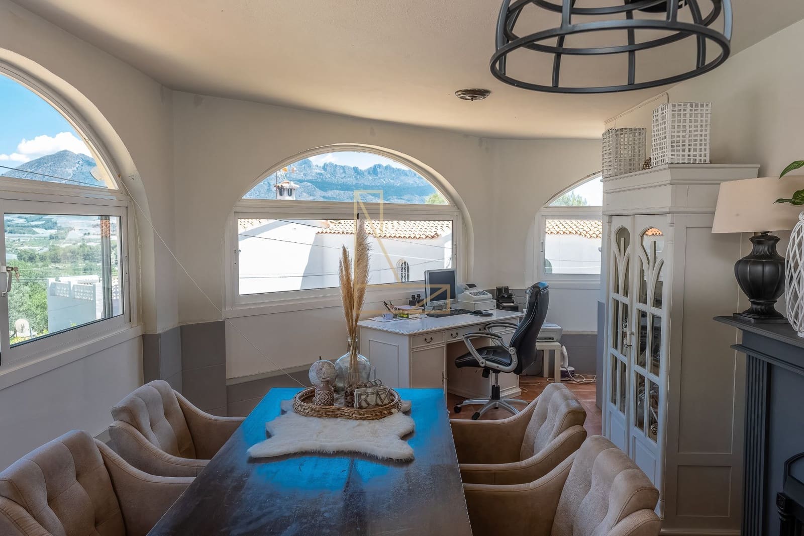 Chalet de 4 habitaciones en La Nucia en venta con garaje - 395.000 € (Ref: 7731829)