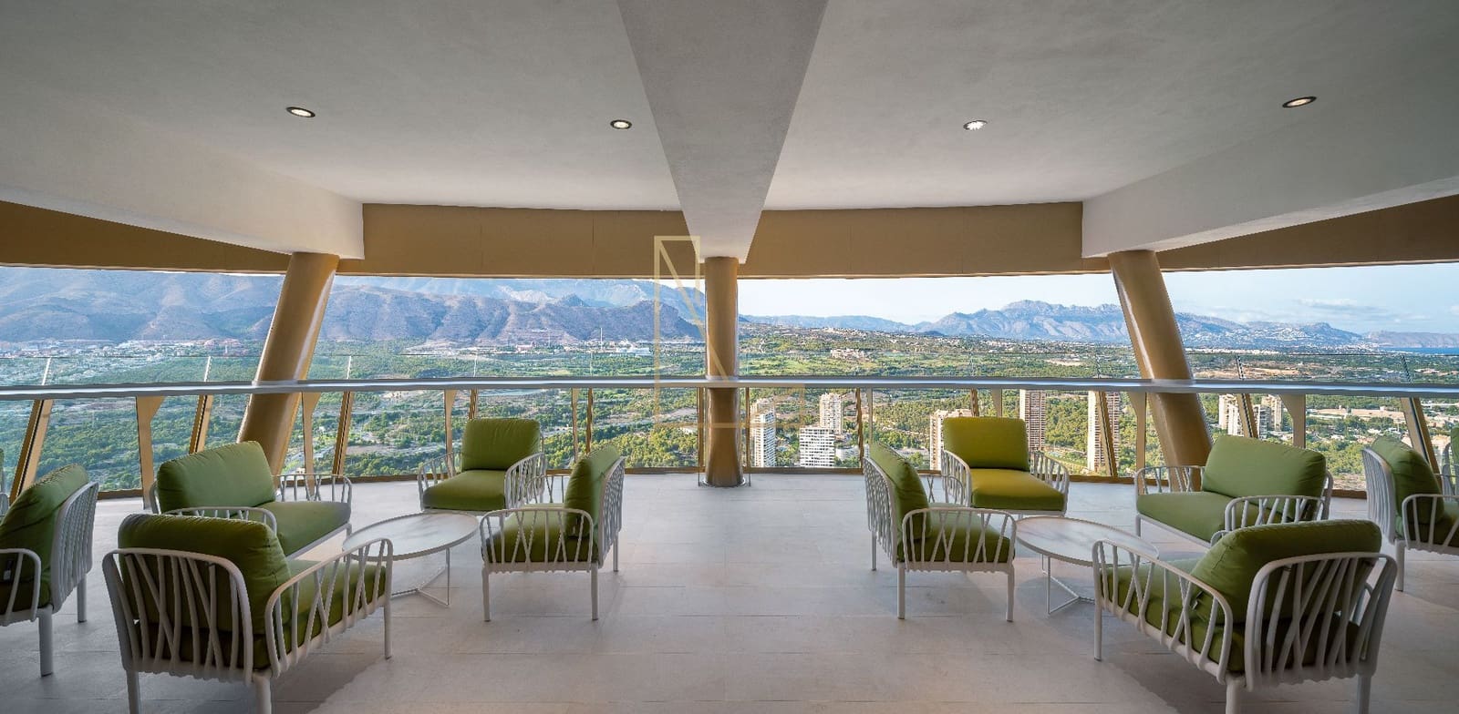 3 soverom Leilighet til salgs i Benidorm med svømmebasseng garasje - € 885 000 (Ref: 7912985)