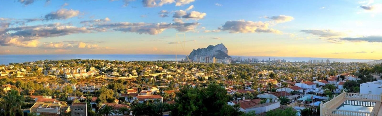 Chalet de 4 habitaciones en Calpe / Calp en venta con piscina garaje - 1.985.000 € (Ref: 8059678)