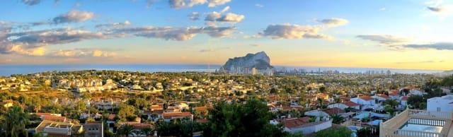 4 Zimmer Villa zu verkaufen in Calpe / Calp mit Pool Garage - 1.985.000 € (Ref: 8059678)