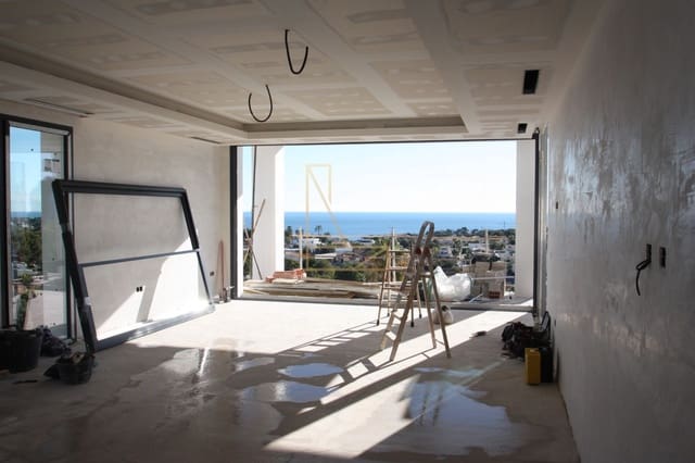 4 Zimmer Villa zu verkaufen in Calpe / Calp mit Pool Garage - 1.985.000 € (Ref: 8059678)