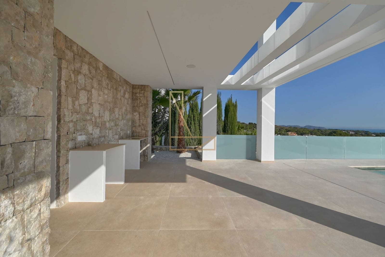 Chalet de 4 habitaciones en Calpe / Calp en venta con piscina garaje - 1.985.000 € (Ref: 8059678)