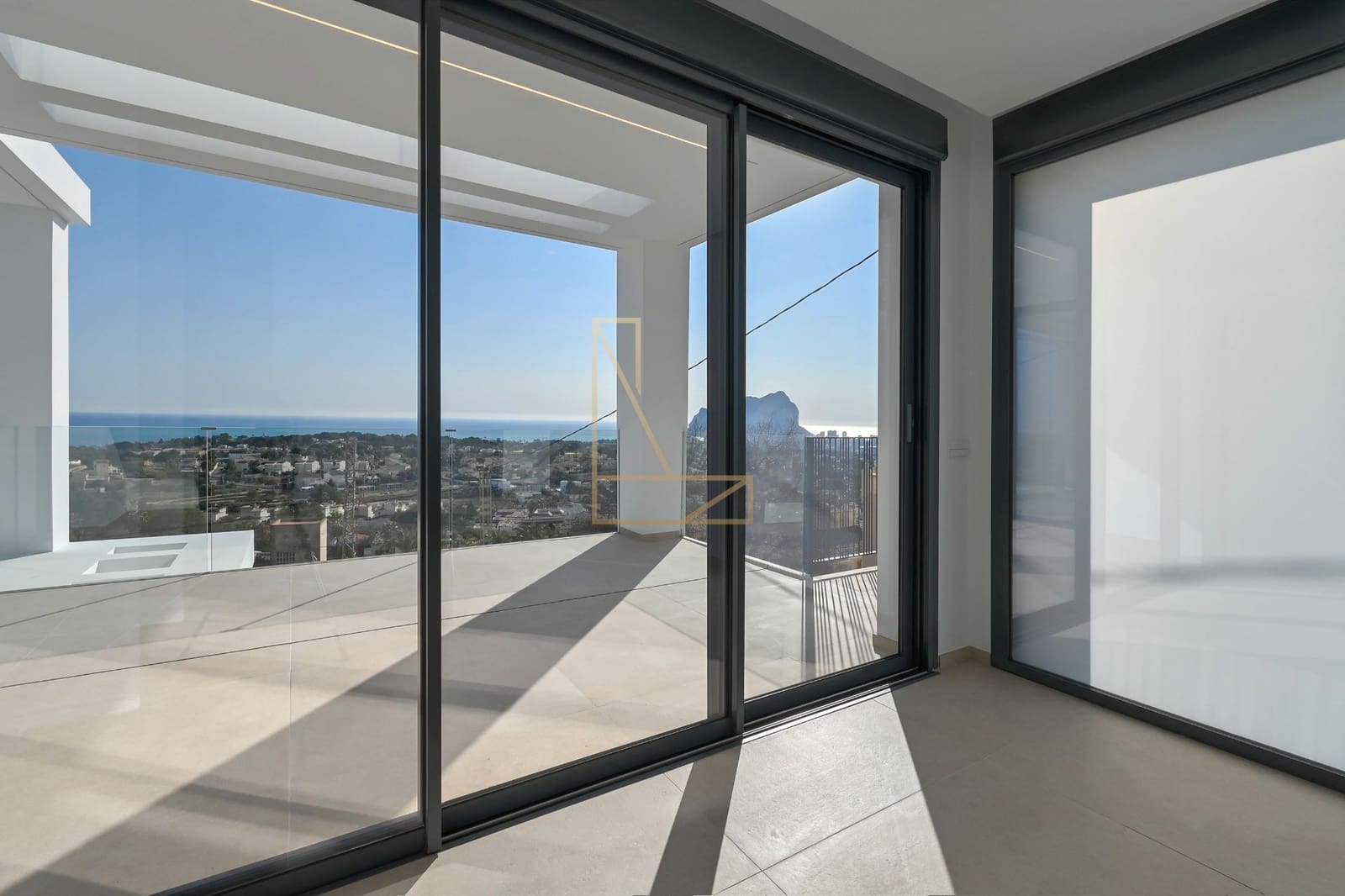 Chalet de 4 habitaciones en Calpe / Calp en venta con piscina garaje - 1.985.000 € (Ref: 8059678)