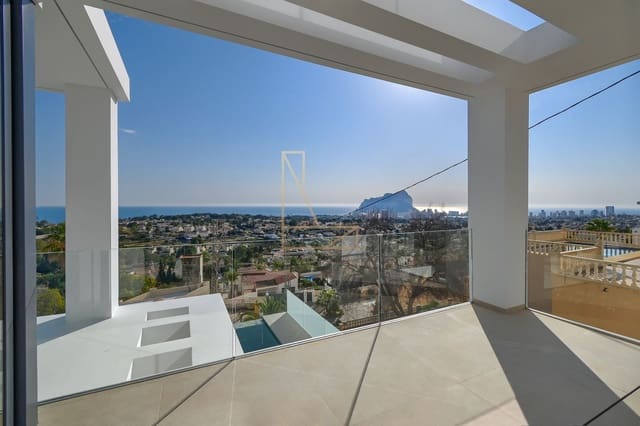 4 Zimmer Villa zu verkaufen in Calpe / Calp mit Pool Garage - 1.985.000 € (Ref: 8059678)