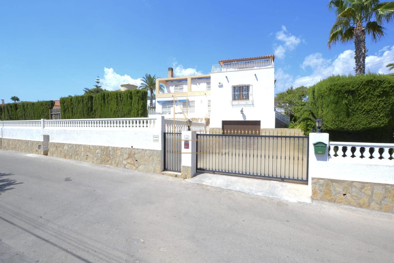 7 soverom Villa til salgs i Calpe / Calp med svømmebasseng garasje - € 890 000 (Ref: 8249851)