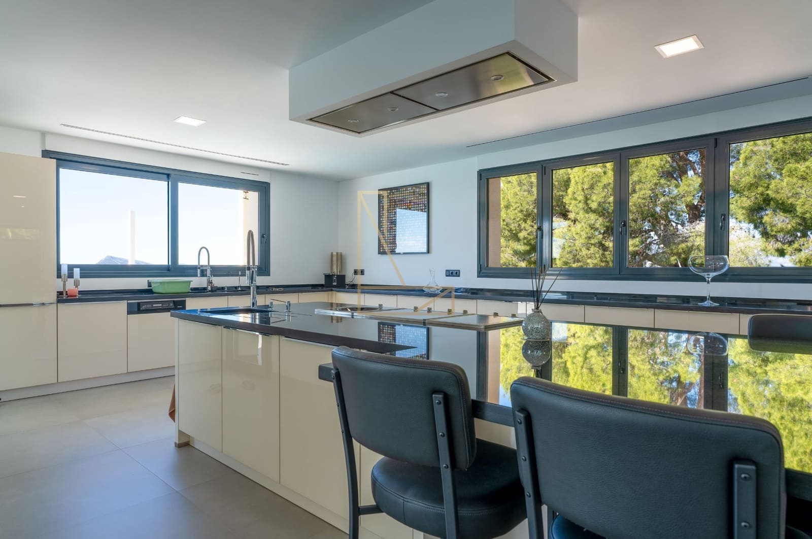 5 bedroom Villa for sale in Altea la Vella with pool garage - € 3,500,000 (Ref: 8274161)