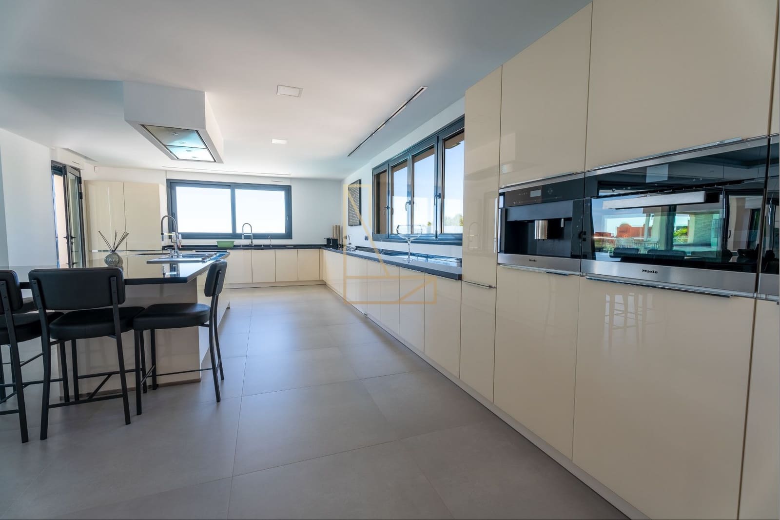 5 bedroom Villa for sale in Altea la Vella with pool garage - € 3,500,000 (Ref: 8274161)