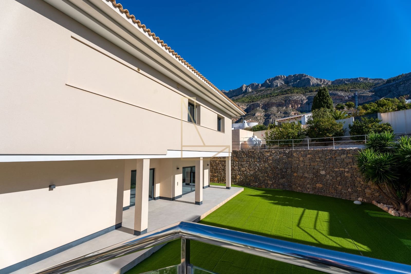 5 bedroom Villa for sale in Altea la Vella with pool garage - € 3,500,000 (Ref: 8274161)