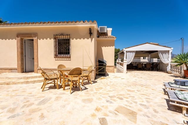 3 sovrum Villa till salu i Albir, Alfaz del Pi / L'Alfàs del Pi med pool garage - 795 000 € (Ref: 8337555)