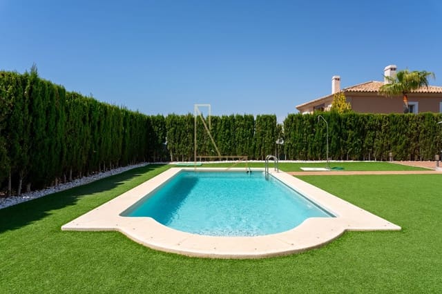 4 sovrum Villa till salu i Finestrat med pool garage - 810 000 € (Ref: 8370562)