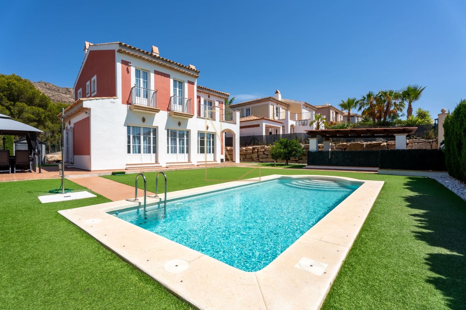 4 sovrum Villa till salu i Finestrat med pool garage - 810 000 € (Ref: 8370562)