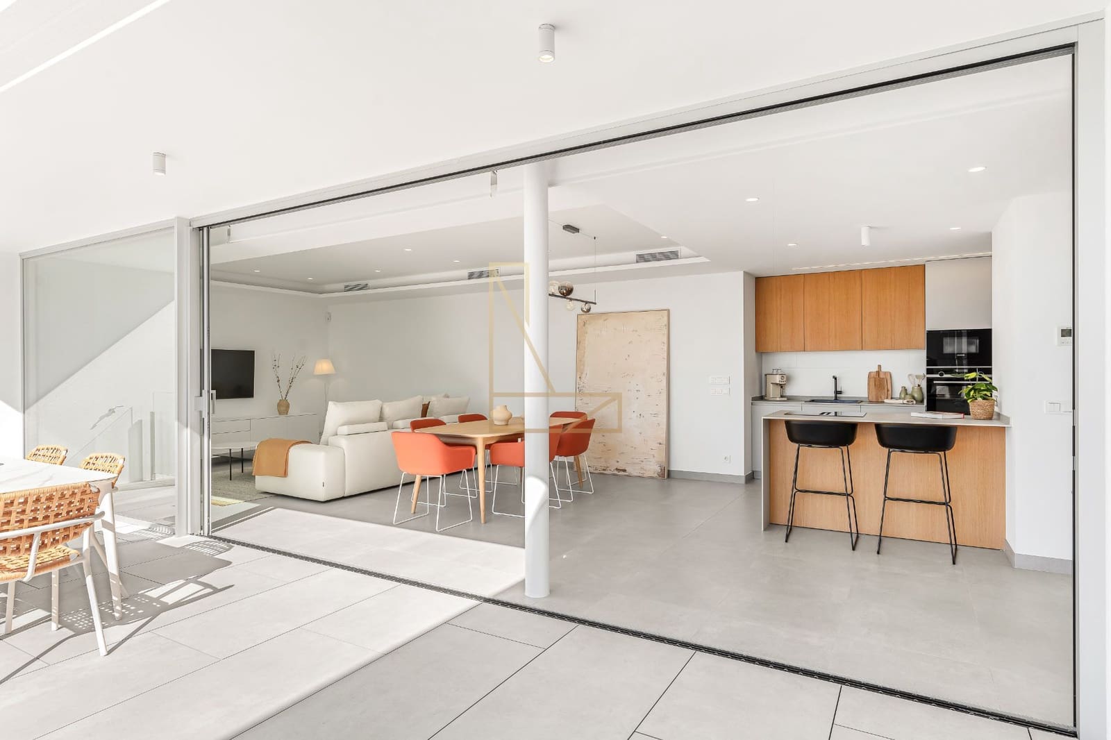 4 quarto Moradia para venda em Cumbre del Sol com piscina garagem - 1 300 000 € (Ref: 8529258)