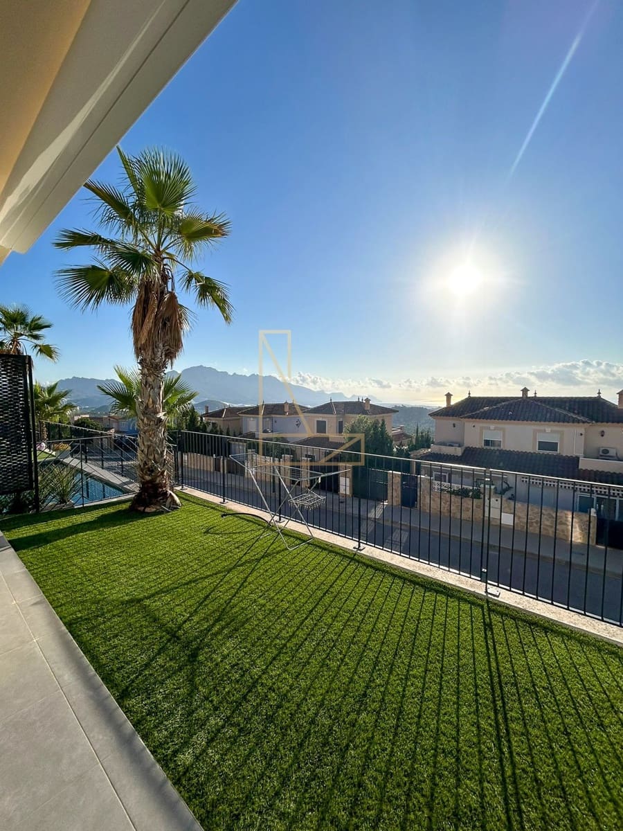 3 quarto Moradia para venda em Polop com piscina garagem - 395 000 € (Ref: 8538180)