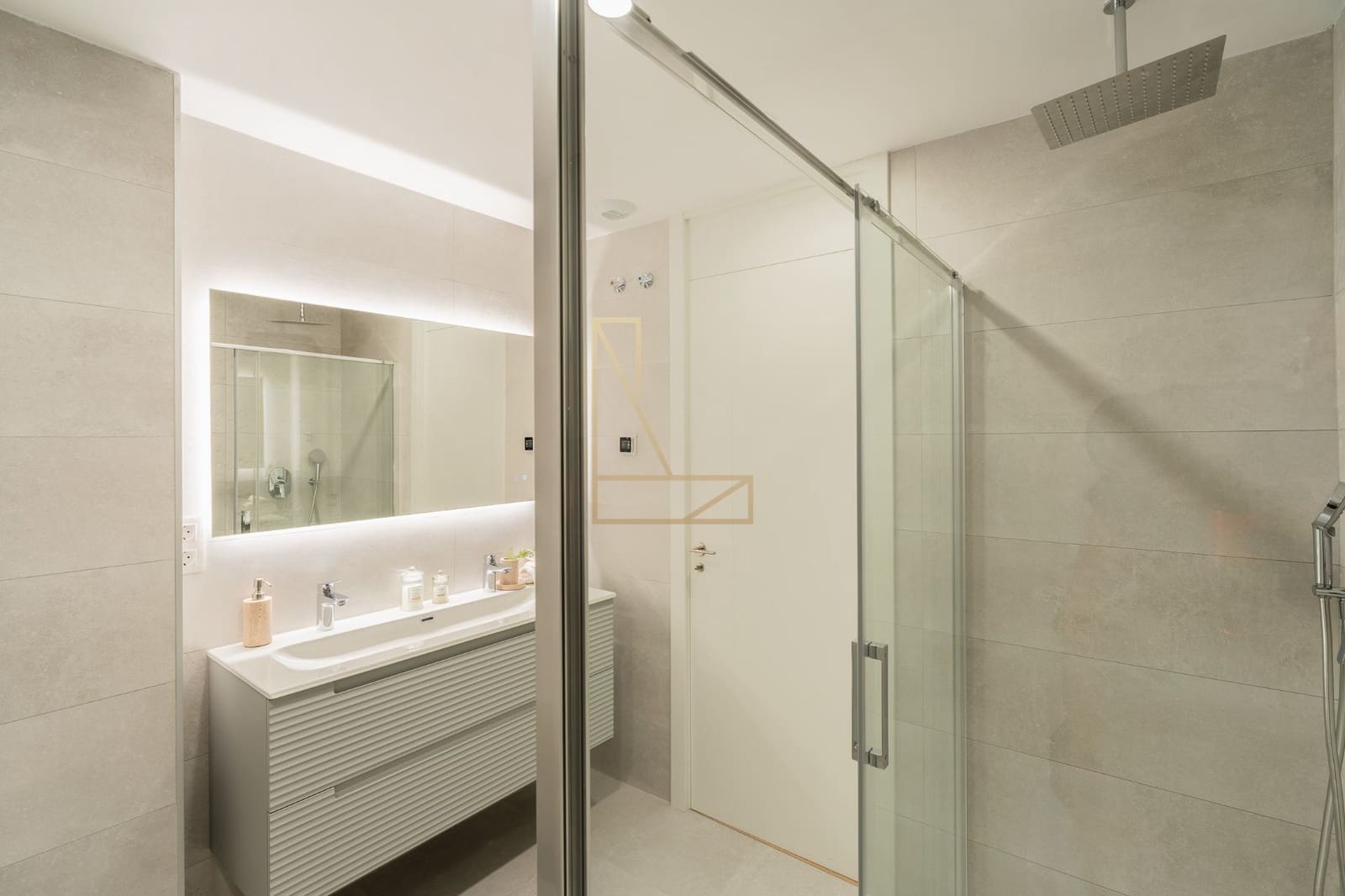 4 soveværelse Semi-Rækkehus til salg i La Nucia med swimmingpool garage - € 427.000 (Ref: 8590314)