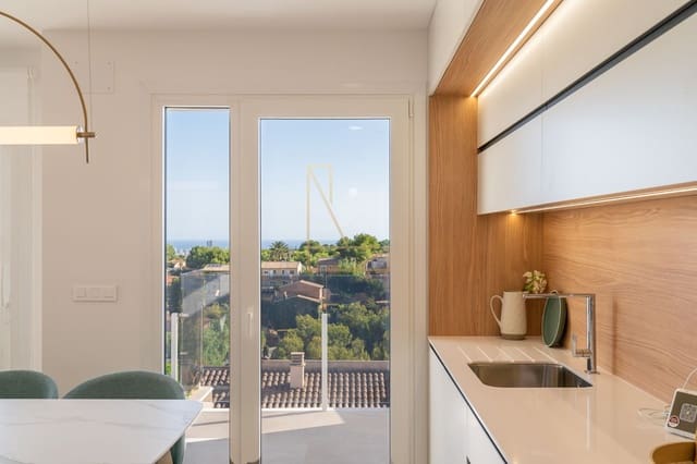 4 soverom Kjedet enebolig til salgs i La Nucia med svømmebasseng garasje - € 427 000 (Ref: 8590314)