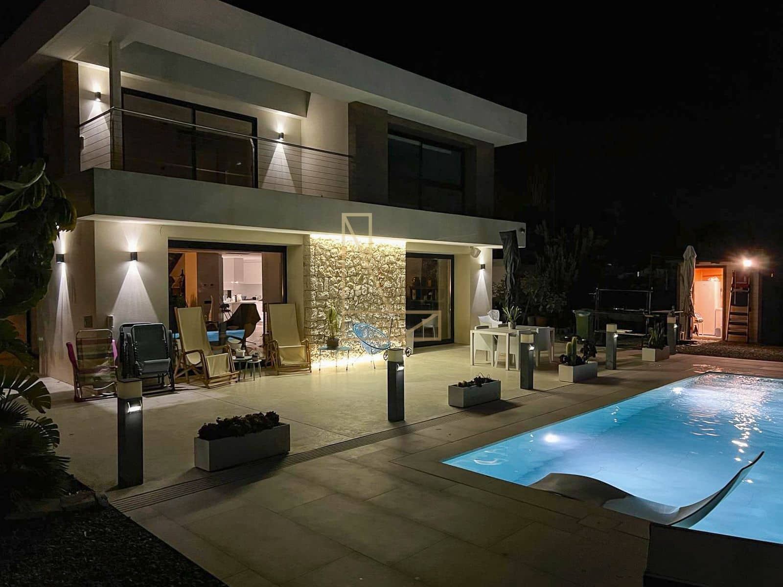 3 bedroom Villa for sale in Polop with pool garage - € 845,000 (Ref: 8601244)