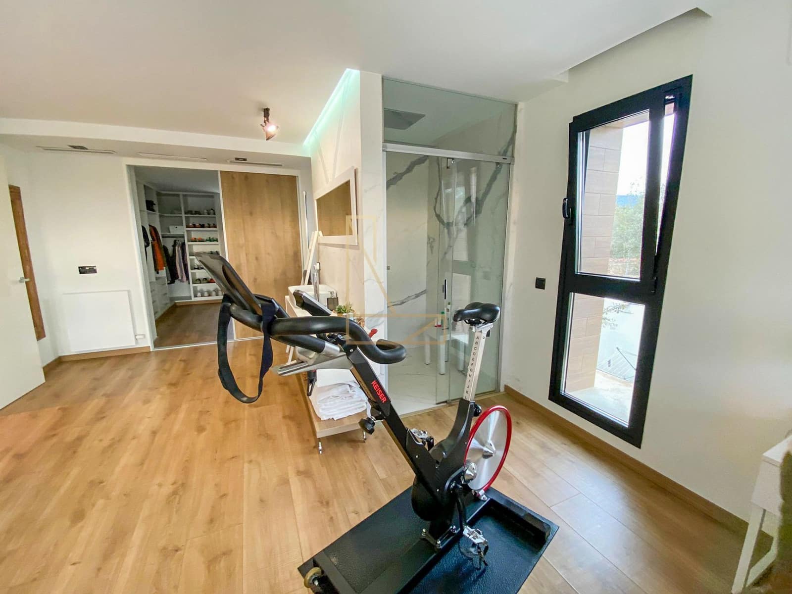 3 bedroom Villa for sale in Polop with pool garage - € 845,000 (Ref: 8601244)