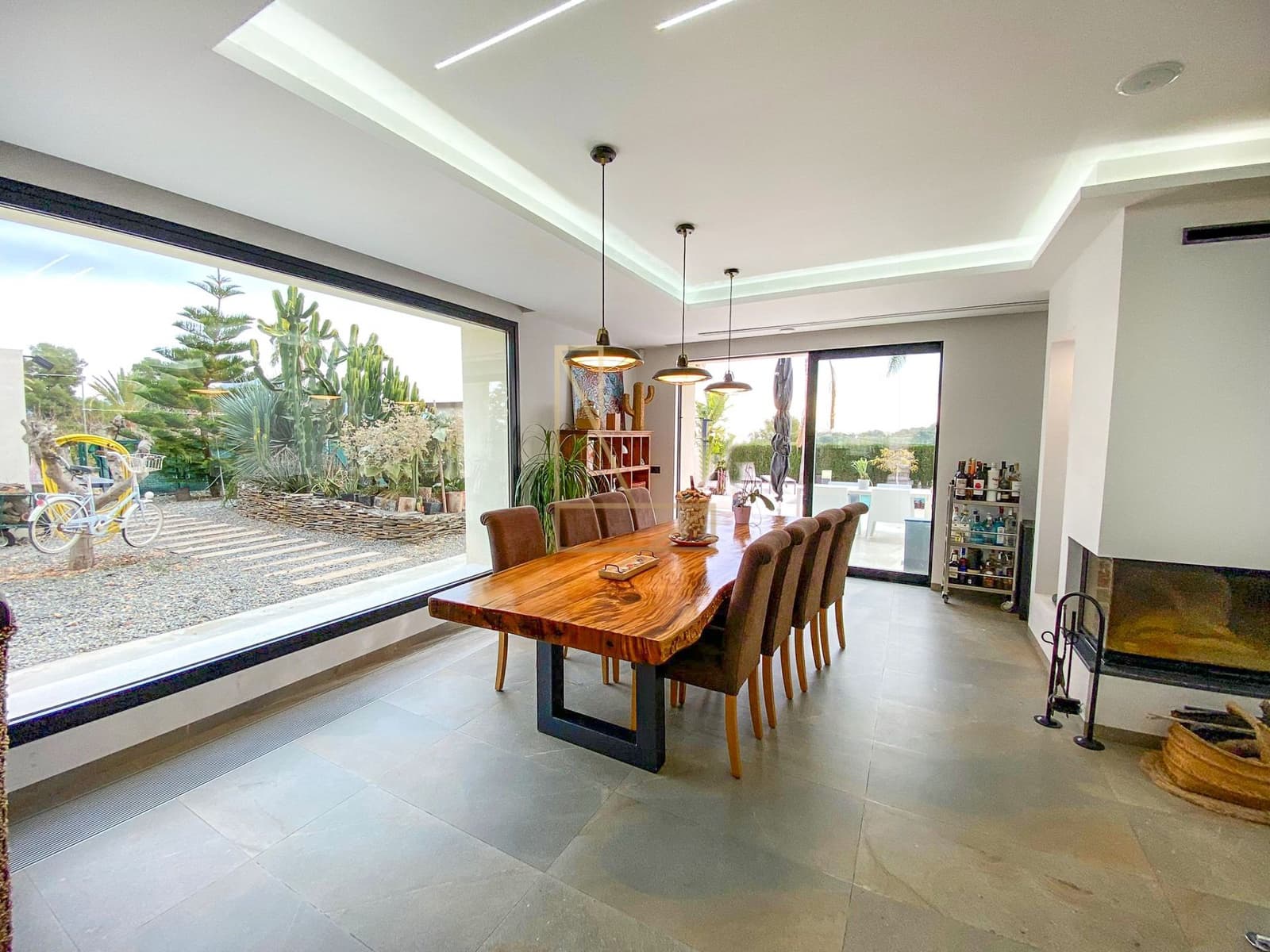 3 bedroom Villa for sale in Polop with pool garage - € 845,000 (Ref: 8601244)